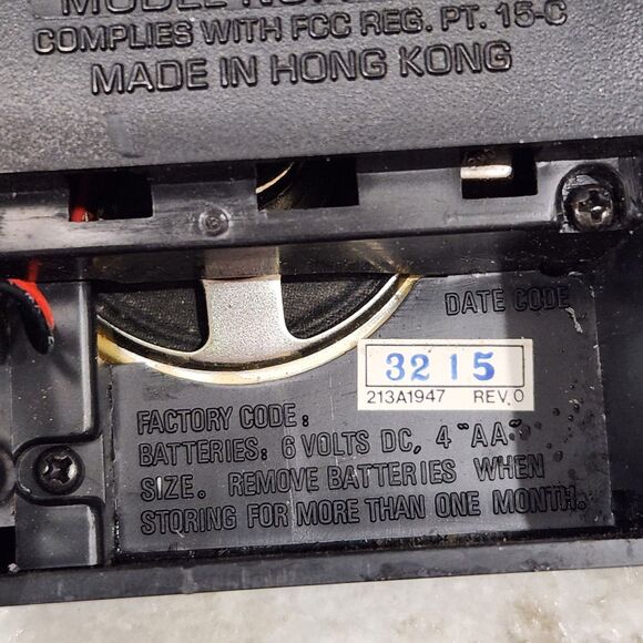 Vintage General Electric Radio Model 7-2924A Portable AM/FM Tested WORKS - Picture 7 of 8